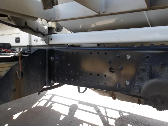 いすゞ フォワード 2PG-FTR90U2(2WD)の写真12