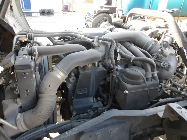 いすゞ フォワード 2PG-FTR90U2(2WD)の写真17