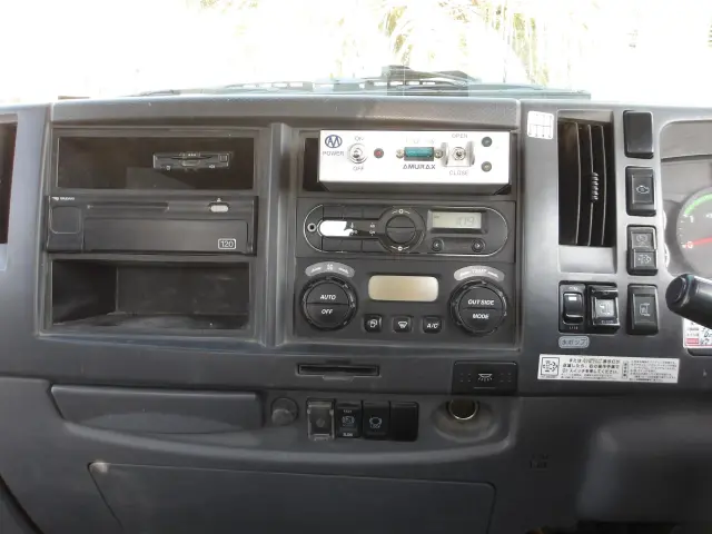 いすゞ フォワード 2PG-FTR90U2(2WD)の写真21