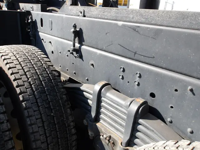 いすゞ ギガ 2PG-CXZ77CT(6x4)の写真12