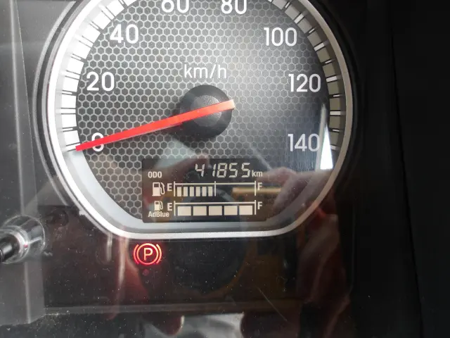 いすゞ ギガ 2PG-CXZ77CT(6x4)の写真20