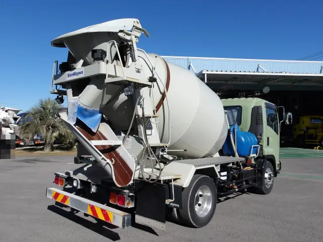 いすゞ フォワード LKG-FTR90S2(2WD)の写真4