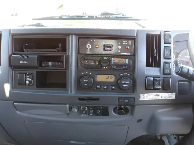 いすゞ フォワード LKG-FTR90S2(2WD)の写真24