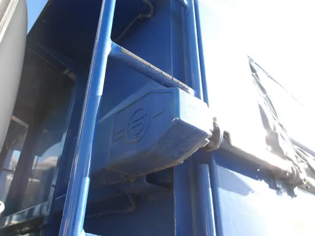 いすゞ フォワード 2KG-FVZ60U2(6x4)の写真11