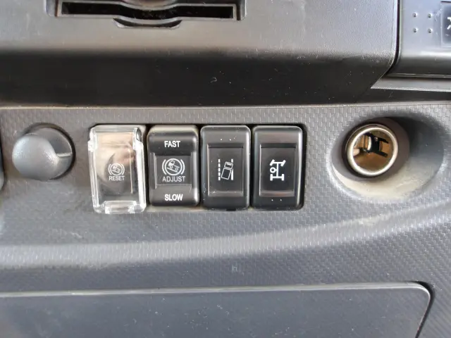 いすゞ フォワード 2KG-FVZ60U2(6x4)の写真21