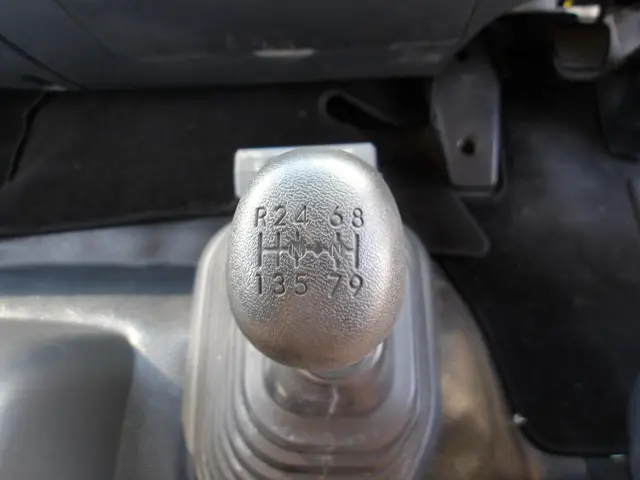 いすゞ フォワード 2KG-FVZ60U2(6x4)の写真24