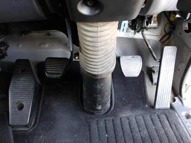 いすゞ フォワード 2KG-FVZ60U2(6x4)の写真25