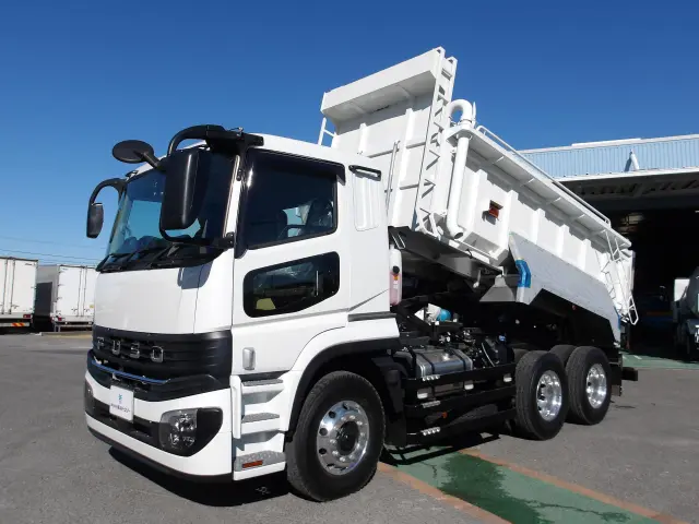 三菱 スーパーグレート 2PG-FV80VX(6x4)の写真1