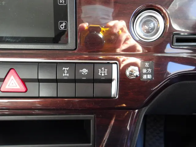 三菱 スーパーグレート 2PG-FV80VX(6x4)の写真21