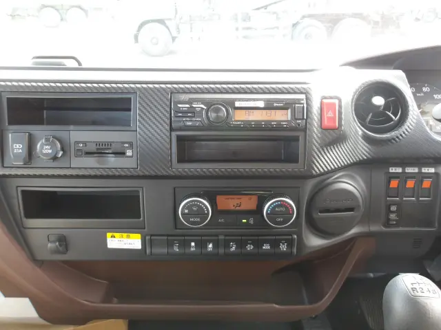 日野 レンジャー 2KG-FD2ABA(2WD)の写真22