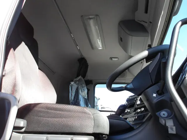 ＵＤ クオン 2RG-GK5DAB(2WD)の写真18