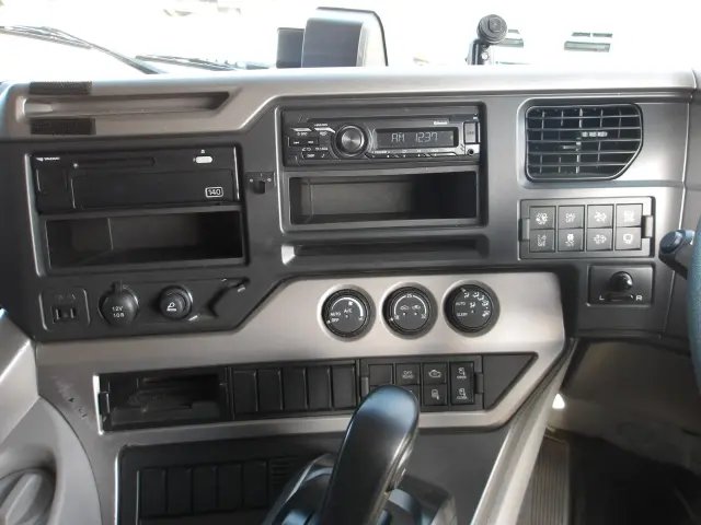 UD クオン 2RG-GK5DAB(2WD)の写真21