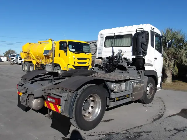 ＵＤ クオン 2RG-GK5DAB(2WD)の写真4