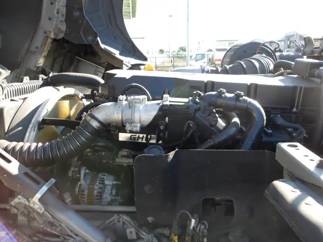 ＵＤ クオン 2RG-GK5DAB(2WD)の写真17