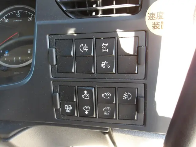 UD クオン 2RG-GK5DAB(2WD)の写真21