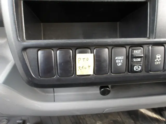 日野 デュトロ TKG-XZU675M(4WD)の写真23