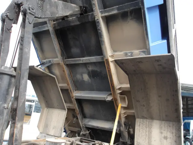 日野 レンジャー LDG-FG8JGAA(2WD)の写真7