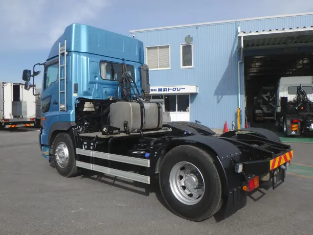 日野 プロフィア QPG-SH1EEDG(2WD)の写真2