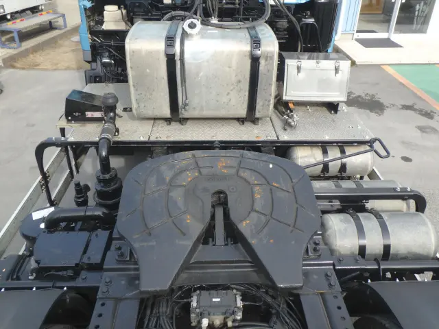 日野 プロフィア QPG-SH1EEDG(2WD)の写真6