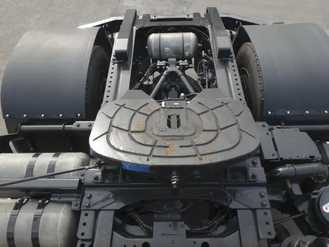 日野 プロフィア QPG-SH1EEDG(2WD)の写真7