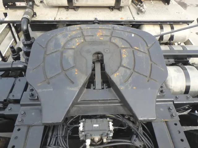 日野 プロフィア QPG-SH1EEDG(2WD)の写真8