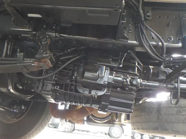 日野 プロフィア QPG-SH1EEDG(2WD)の写真16