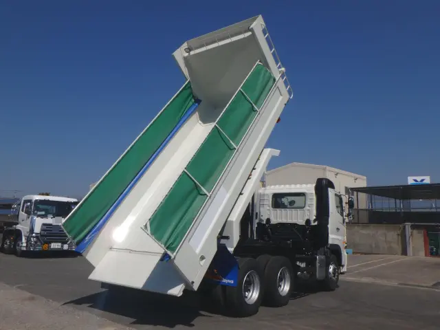 日野 プロフィア 2DG-FS1AGE(6x4)の写真5