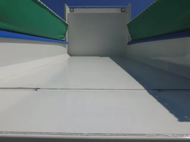 日野 プロフィア 2DG-FS1AGE(6x4)の写真9