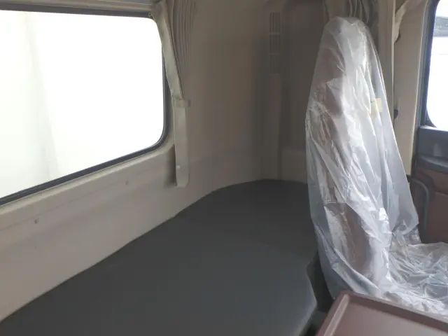 日野 プロフィア 2DG-FS1AGE(6x4)の写真18