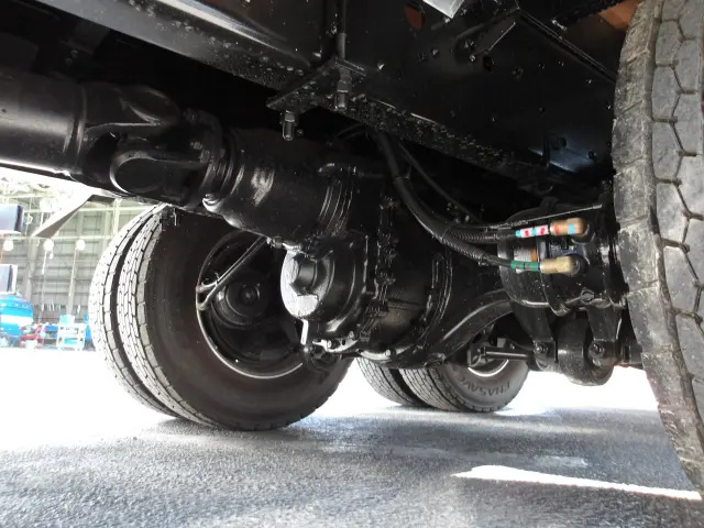 三菱 スーパーグレート 2PG-FS80VZ(8x4)の写真17