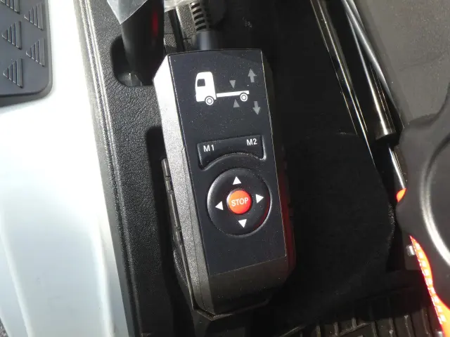 三菱 スーパーグレート 2RG-FP84VDR(2WD)の写真25