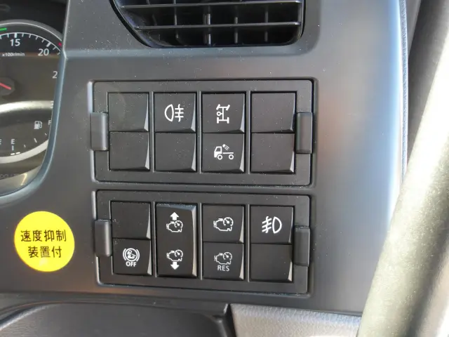 ＵＤ クオン 2PG-GK5DAB(2WD)の写真21