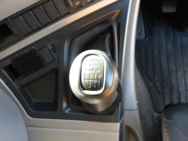 ＵＤ クオン 2PG-GK5DAB(2WD)の写真23