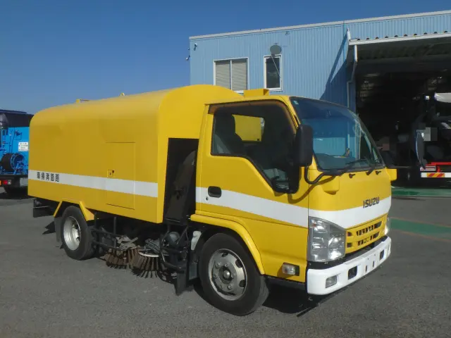 いすゞ エルフ TPG-NKR85N(2WD)の写真3