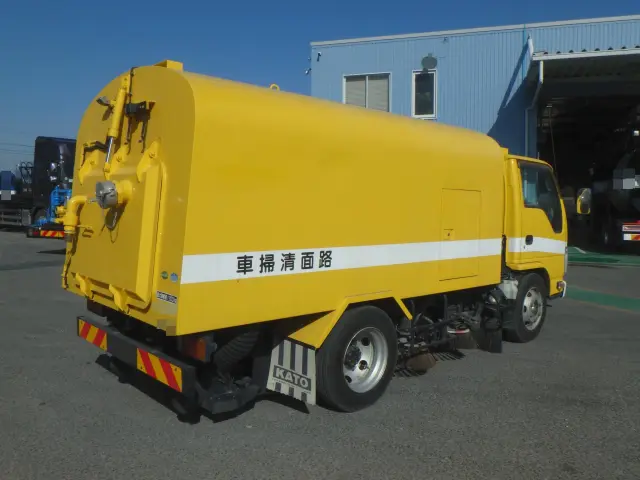 いすゞ エルフ TPG-NKR85N(2WD)の写真4