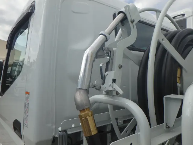 三菱 キャンター 2PG-FEB90(2WD)の写真6