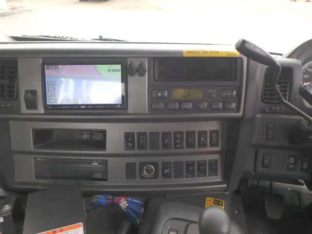 日野 プロフィア QPG-SH1EDDG(2WD)の写真25