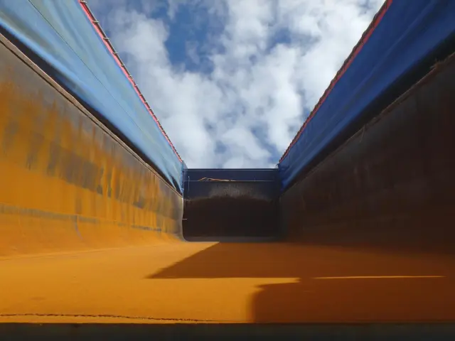 コダイラ セミトレーラー KDAR314RTの写真10