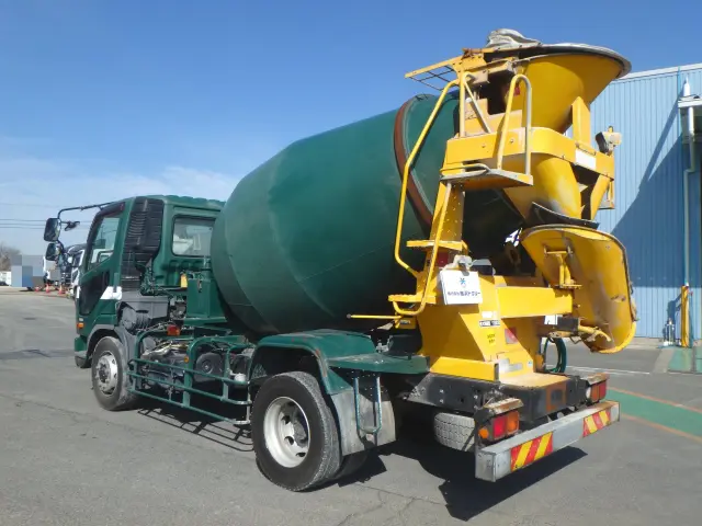 三菱 ファイター QKG-FK72FZ(2WD)の写真2