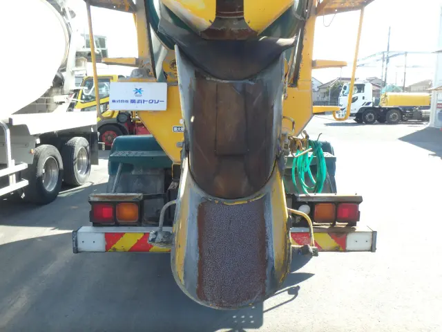 三菱 ファイター QKG-FK72FZ(2WD)の写真11