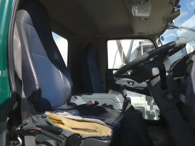 三菱 ファイター QKG-FK72FZ(2WD)の写真18