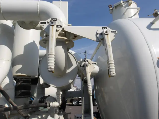 三菱 ファイター TKG-FK72FY(2WD)の写真8