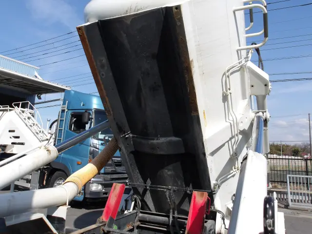 三菱 ファイター TKG-FK72FY(2WD)の写真13