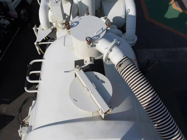 三菱 ファイター TKG-FK72FY(2WD)の写真15