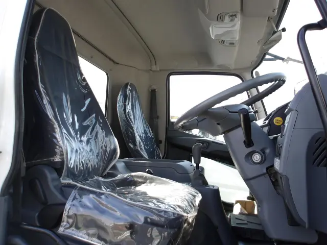 三菱 ファイター TKG-FK72FY(2WD)の写真22