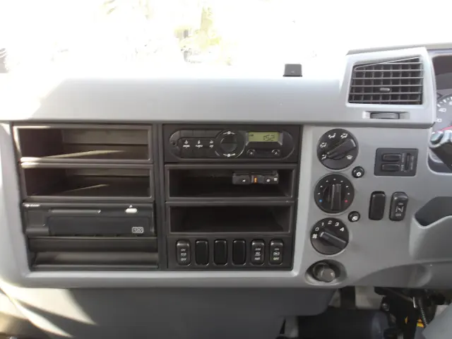 三菱 ファイター TKG-FK72FY(2WD)の写真25