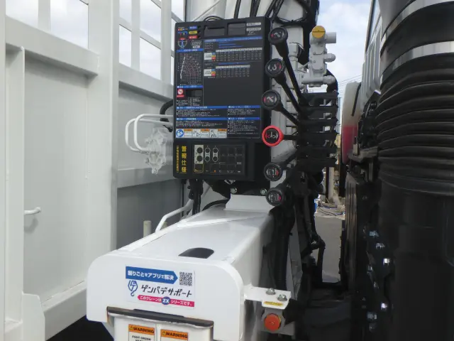 三菱 スーパーグレート 2PG-FS74HZ(8x4)の写真7