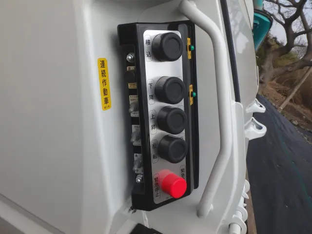 三菱 ファイター 2KG-FK72F(2WD)の写真6