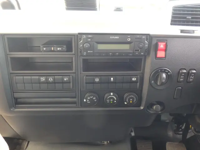 三菱 ファイター 2KG-FK72F(2WD)の写真22