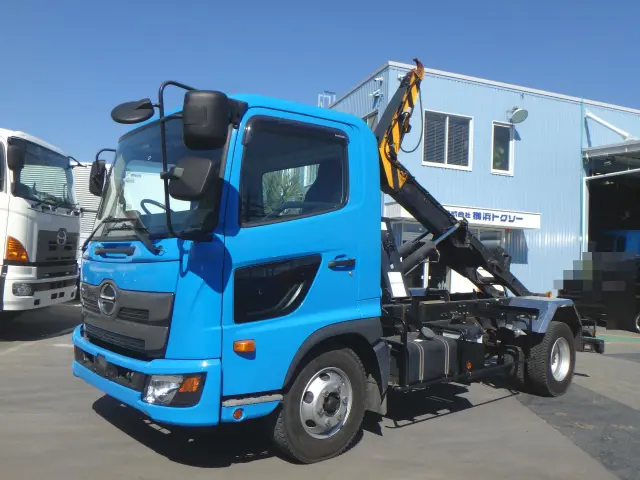 日野 レンジャー 2KG-FC2ABA(2WD)の写真1